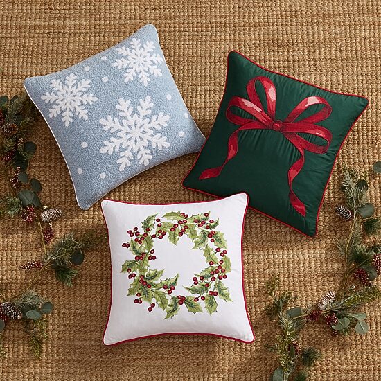 Martha Stewart Wreath Holiday Square Throw Pillow