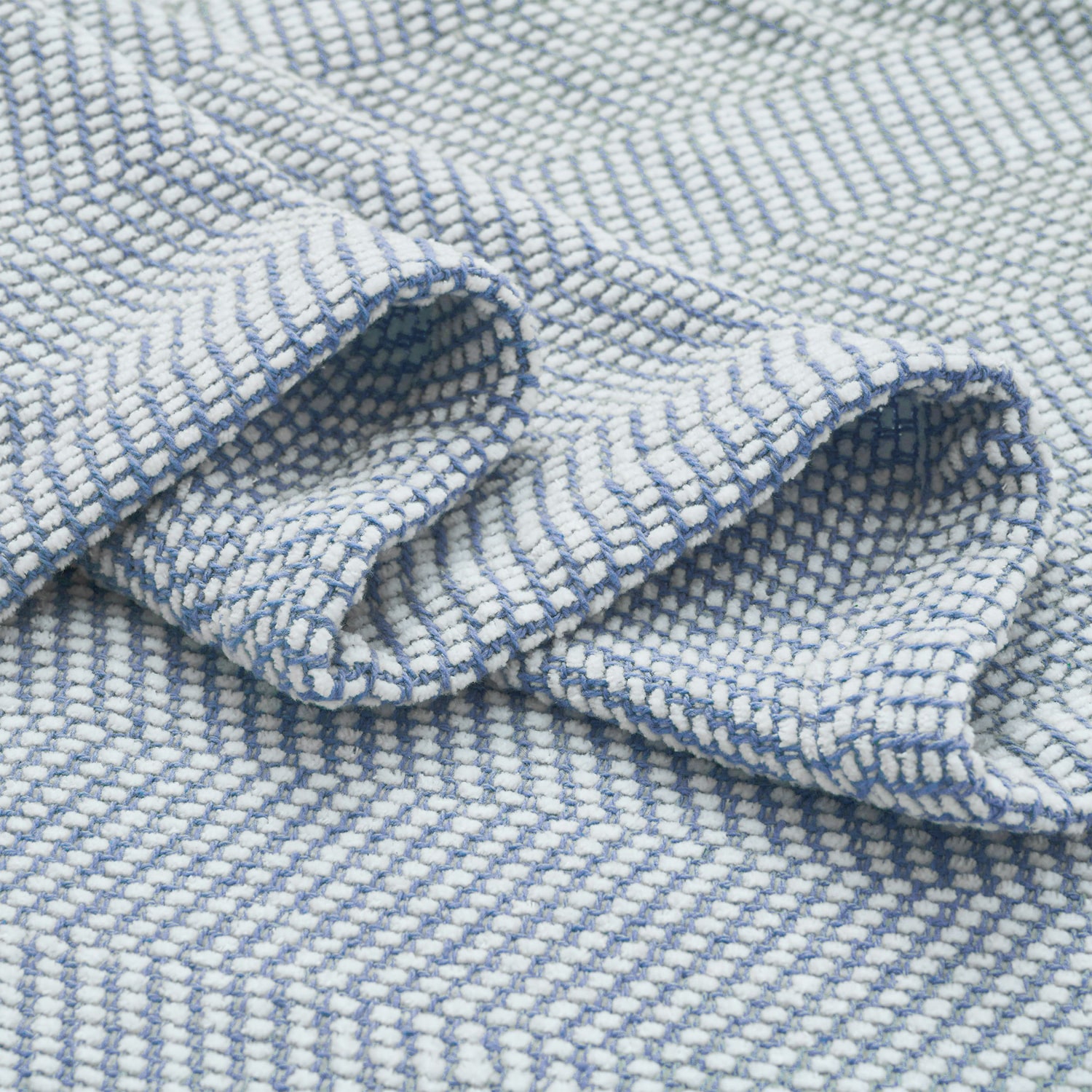 SUPERIOR® Chrisney Chevron Woven All Season 100% Cotton Layering Midweight Blanket