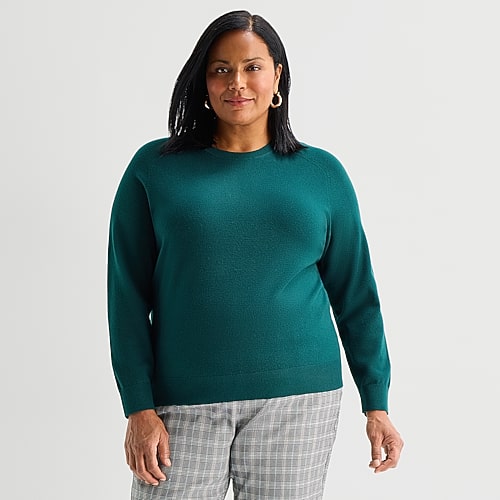 Liz Claiborne Plus Luxe Womens Crew Neck Long Sleeve Pullover Sweater In Green