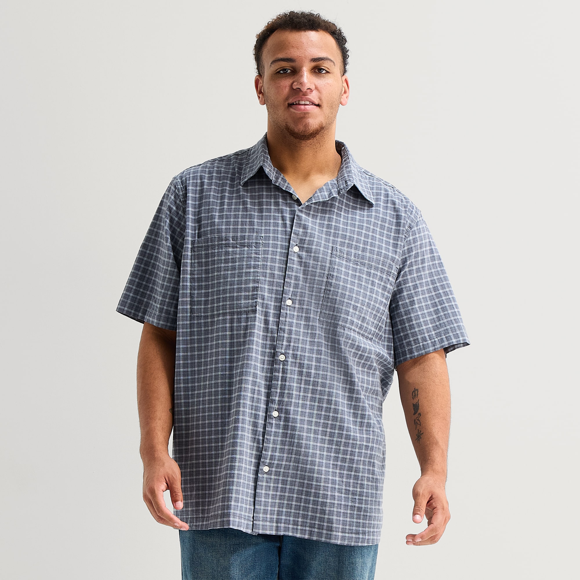 Arizona Mens Short Sleeve Boxy Fit Big and Tall Button-Down Shirt