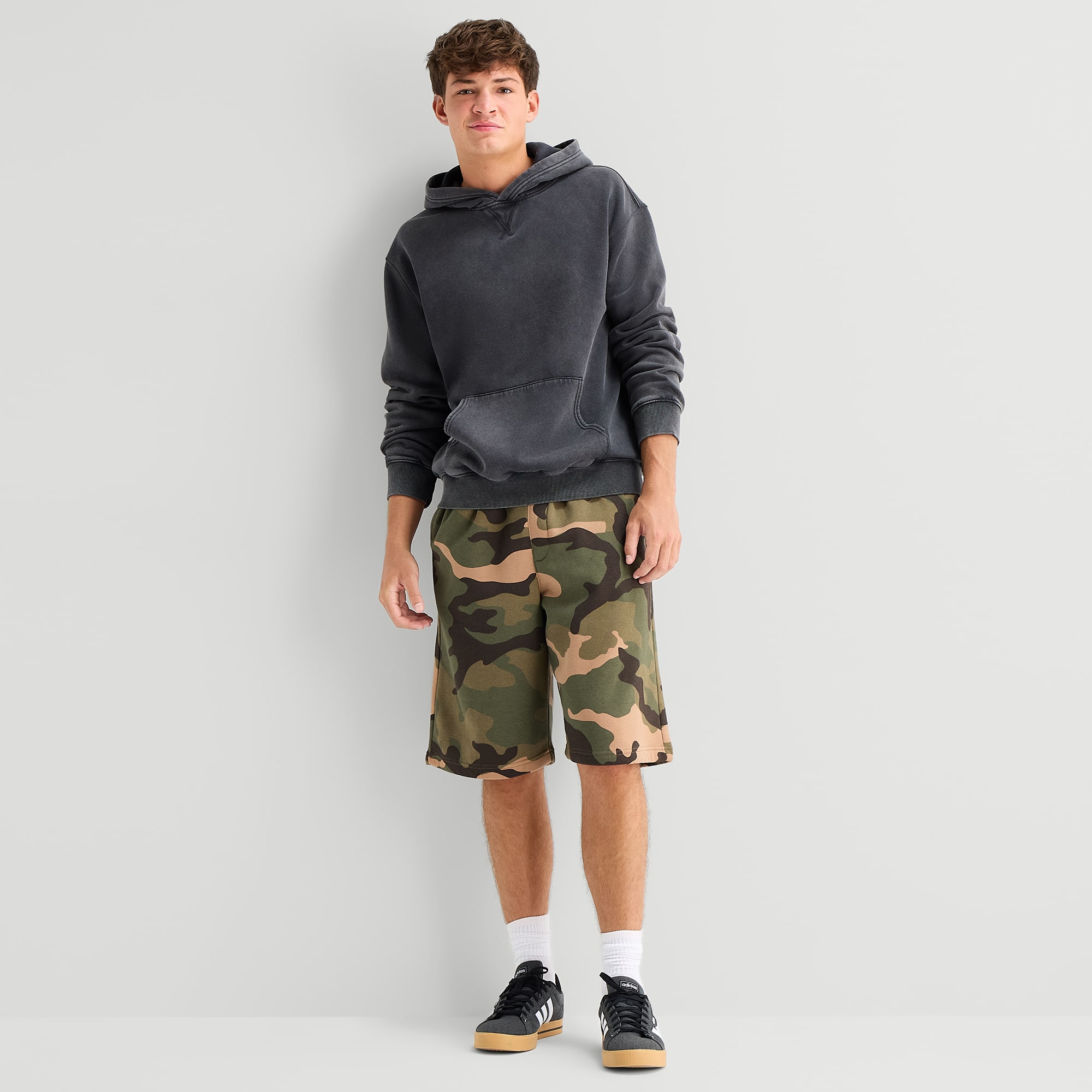 Arizona Baggy Fit Fleece Mens 12" Pull-On Short
