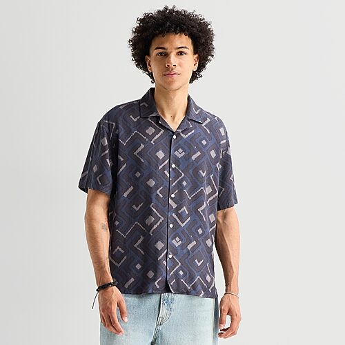 Arizona Mens Short Sleeve Boxy Fit Button-down Shirt In Blue