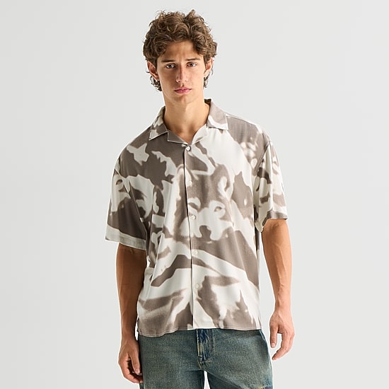 Arizona Mens Short Sleeve Regular Fit Button-Down Shirt