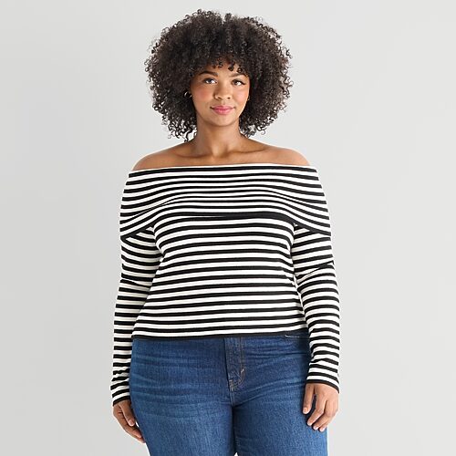 Marilyn Monroe Womens Plus Straight Neck Long Sleeve Pullover Sweater In Black