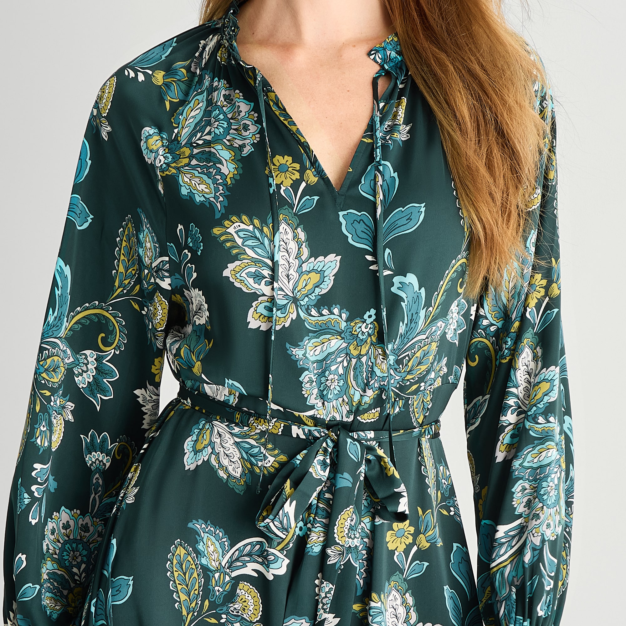 Liz Claiborne Womens Split Tie Neck Long Sleeve Raglan Satin Paisley Fit + Flare Dress