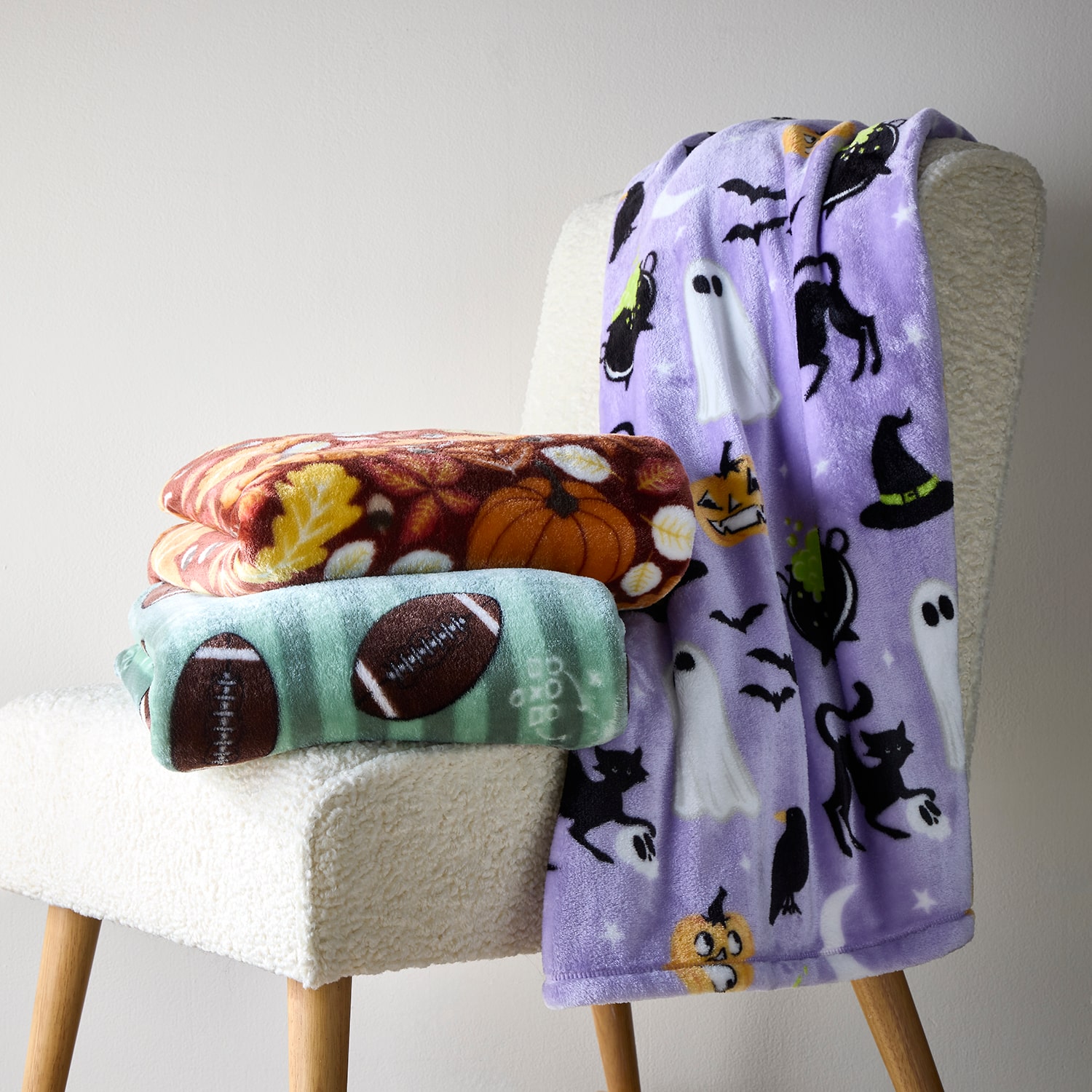 Home Expressions Velvet Plush Halloween Throw
