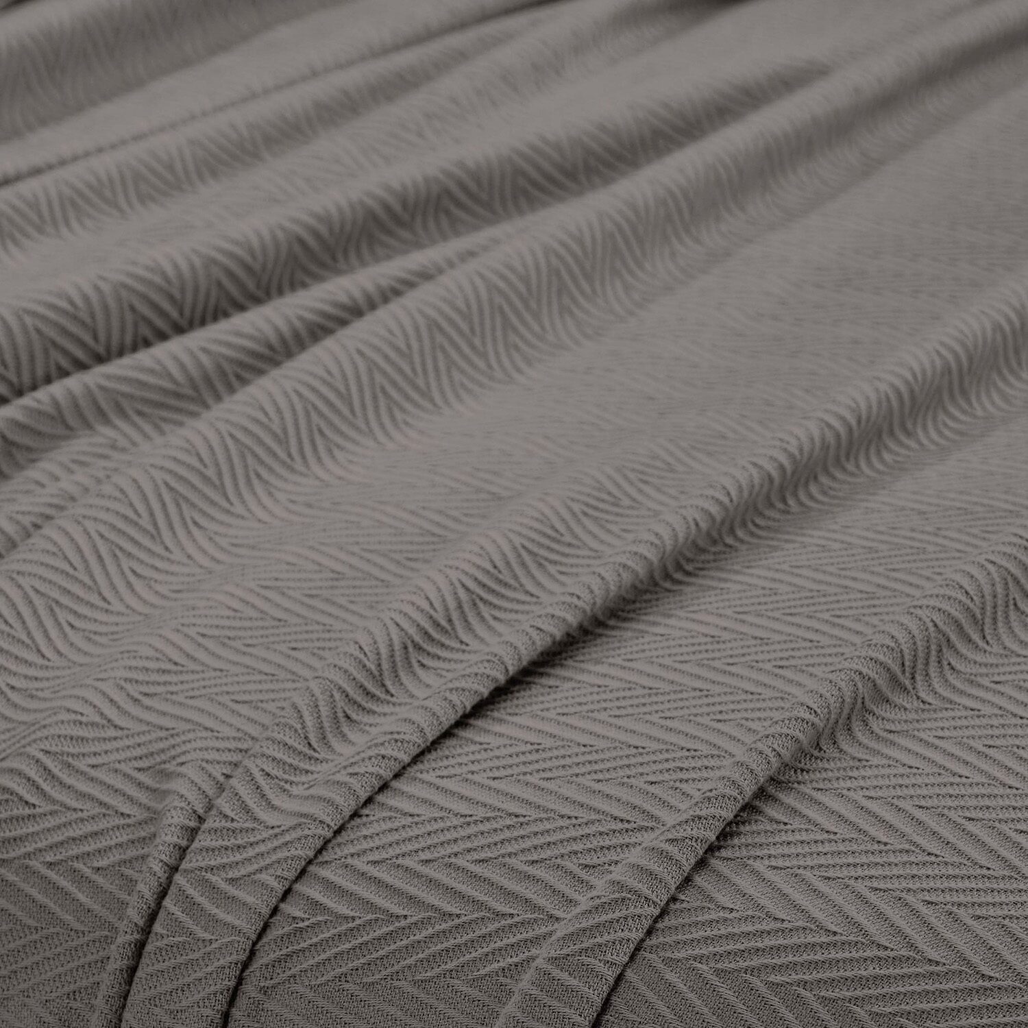 SUPERIOR® Metro Chevronall Season Breathable 100% Cotton Midweight Chevron Blanket