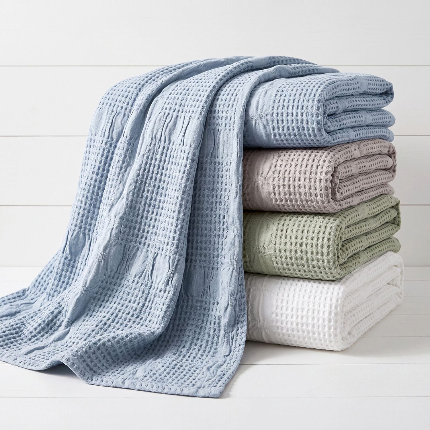 SUPERIOR® Waffle Weaveall Season  Breathable 100% Cotton Midweight Blanket