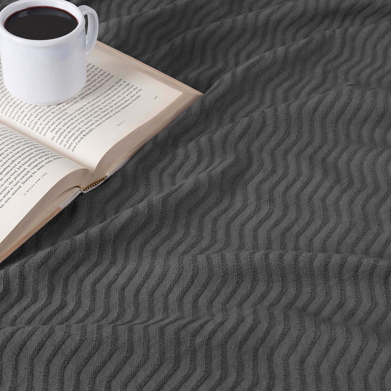 SUPERIOR® Jena All Season Dobby Weave Breathable Ultra Soft 100% Cotton Lightweight Chevron Blanket