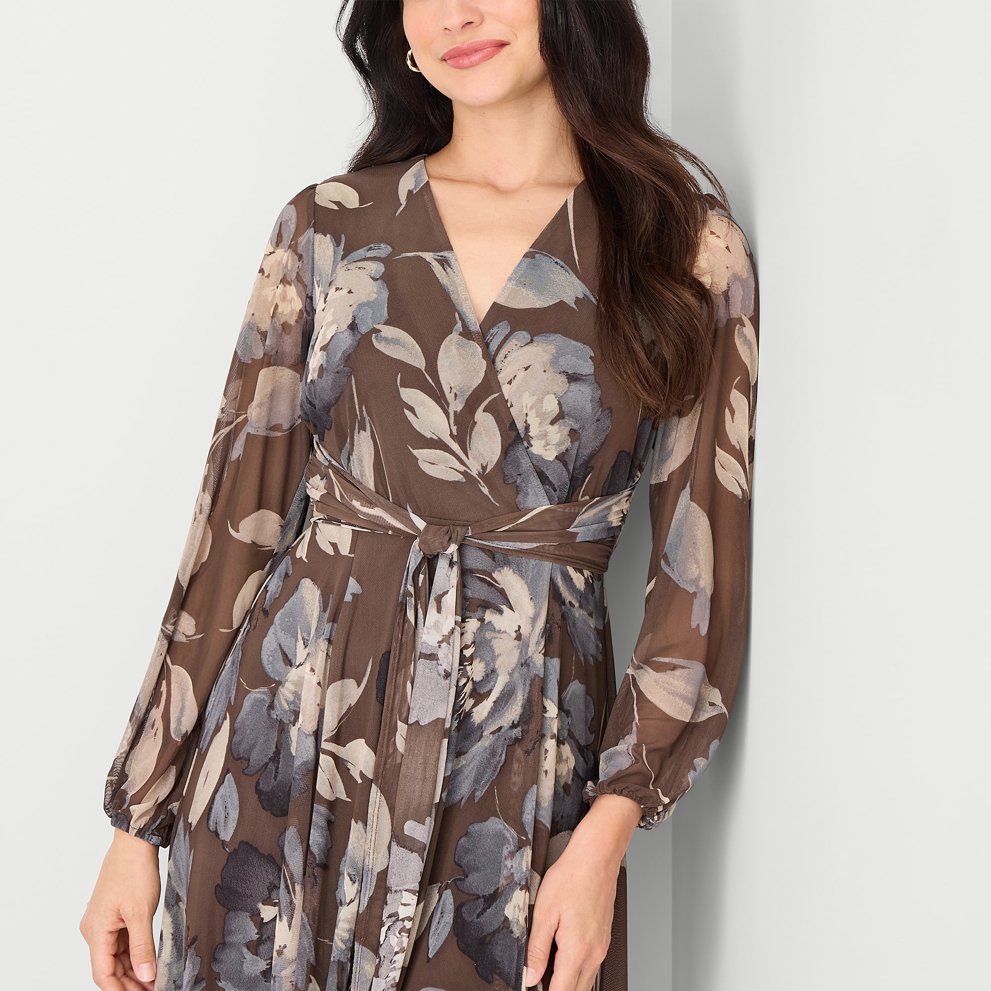 Robbie Bee Womens Midi V Neck Long Sleeve Fitted Floral Fit + Flare Dress