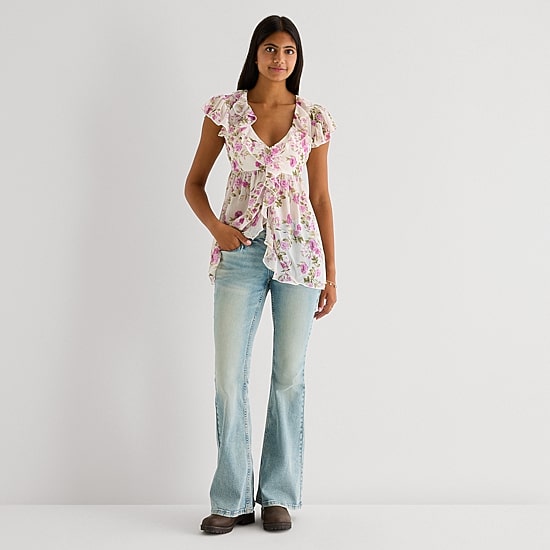 Arizona Womens Juniors V Neck Short Sleeve Blouse