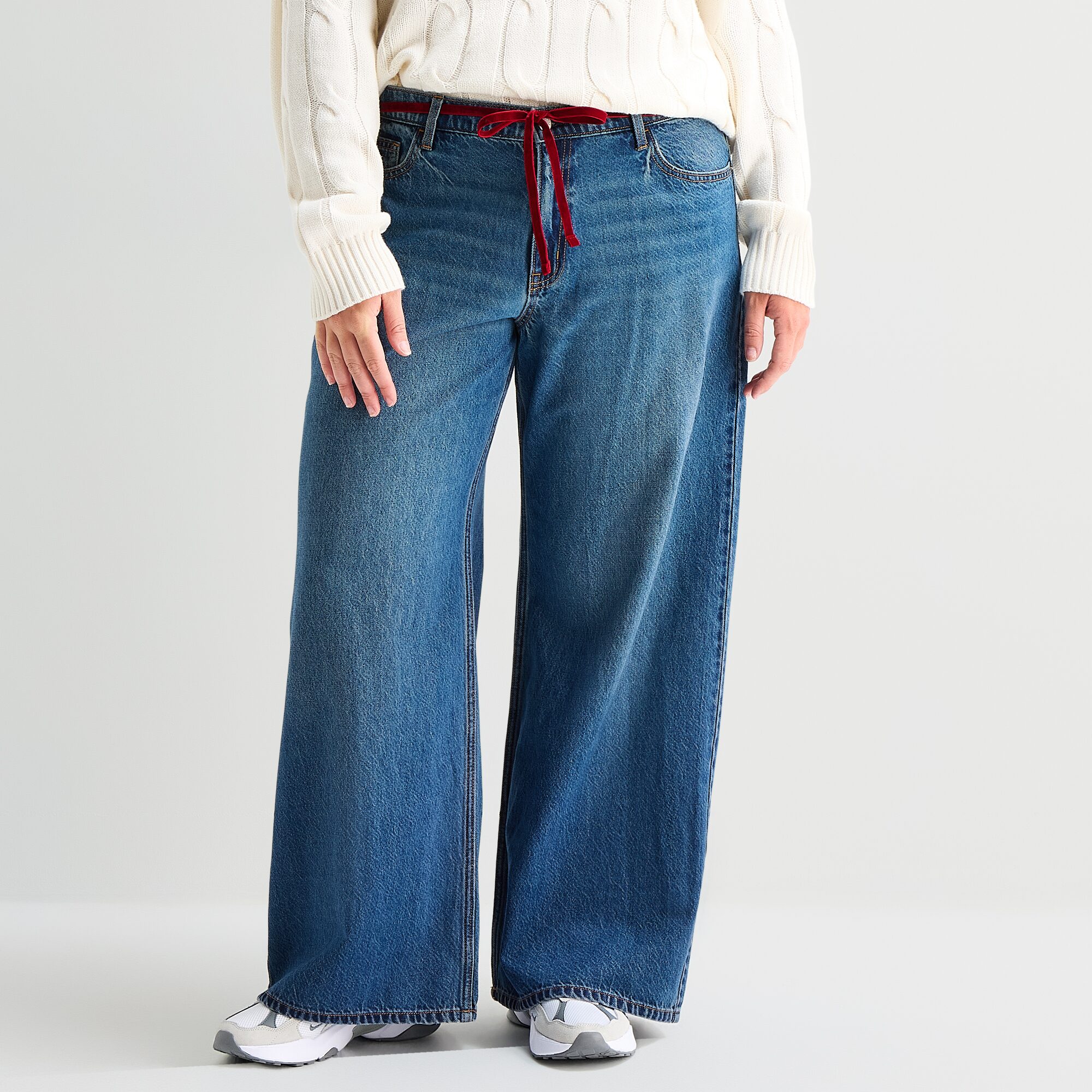 Arizona Womens Juniors Plus Low Rise Baggy Fit Jean