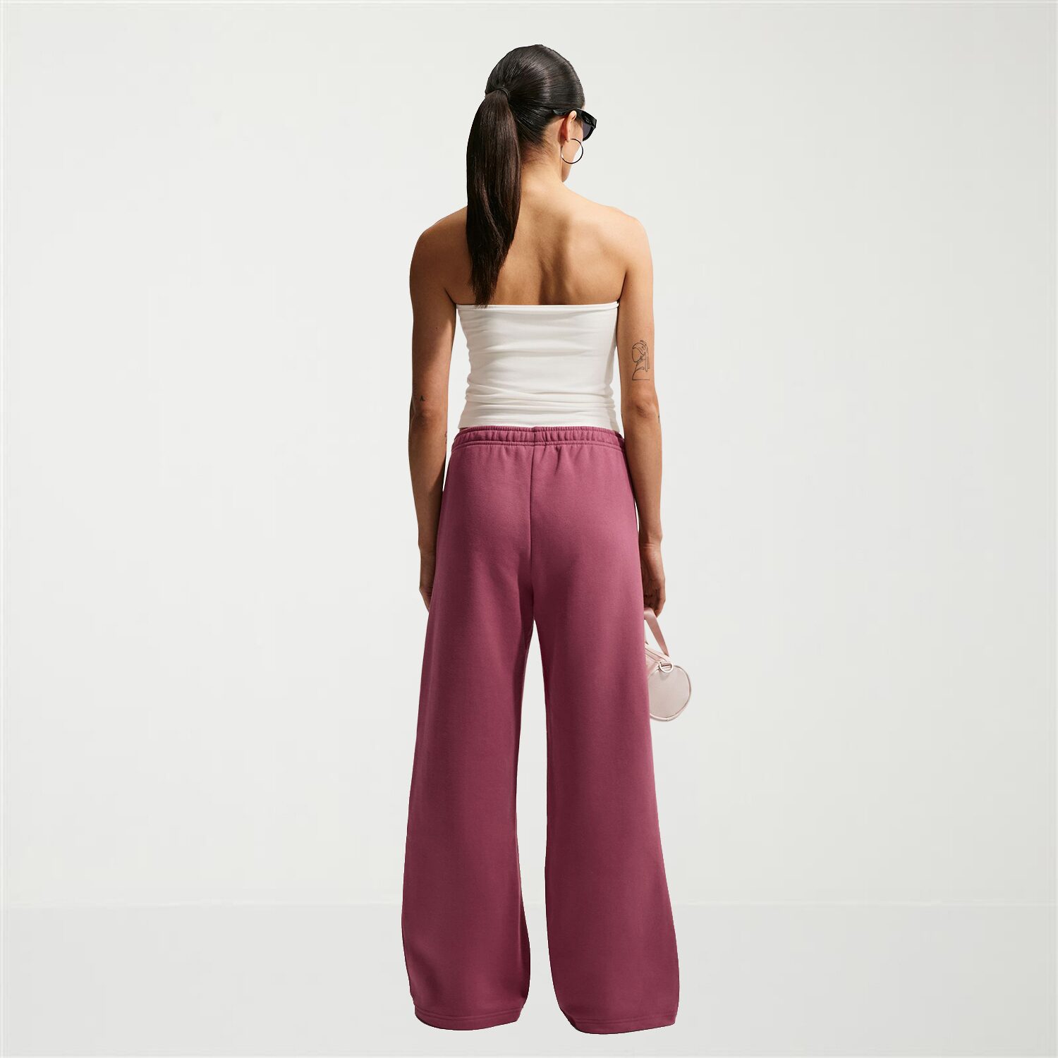 Nike Womens Wide Leg Mid Rise Regular Fit Fleece Active Jogger Pant