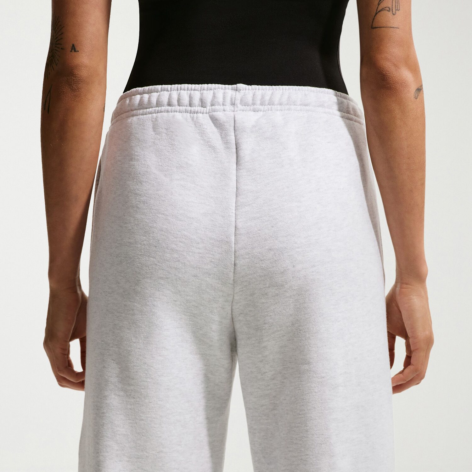 Nike Womens Wide Leg Mid Rise Regular Fit Fleece Active Jogger Pant