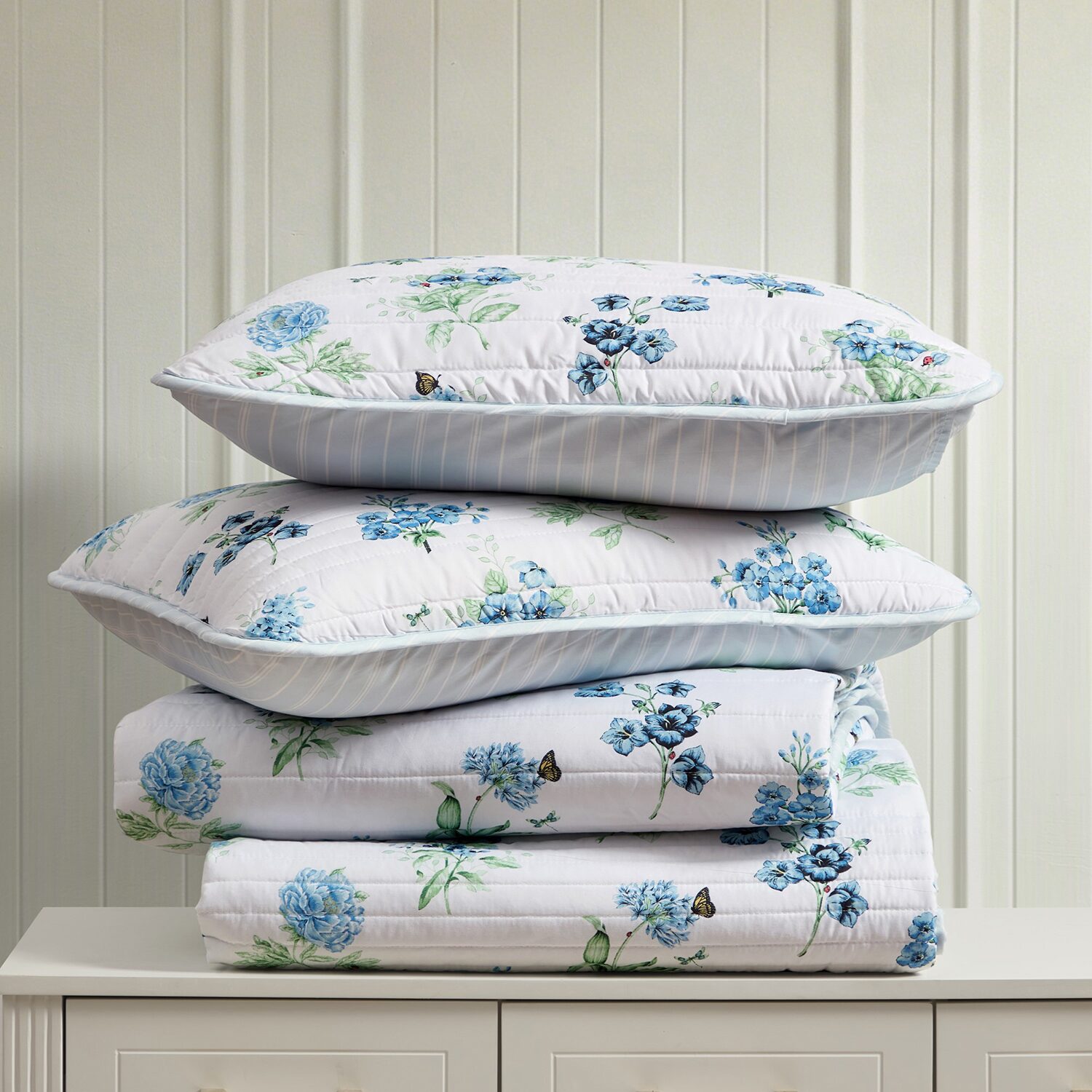 Lenox Butterfly Meadow Printed Reversible Easy Care Wrinkle Resistant Quilt Set