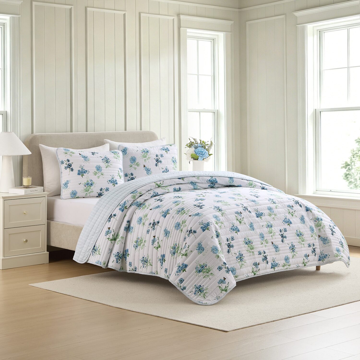 Lenox Butterfly Meadow Printed Reversible Easy Care Wrinkle Resistant Quilt Set