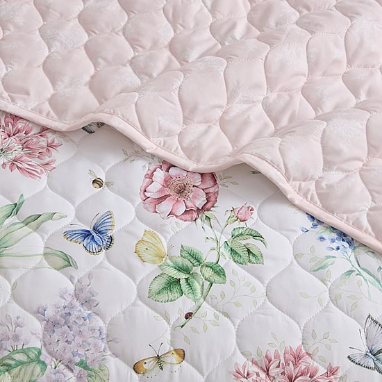 Lenox Butterfly Meadow Printed Reversible Easy Care Wrinkle Resistant Quilt Set