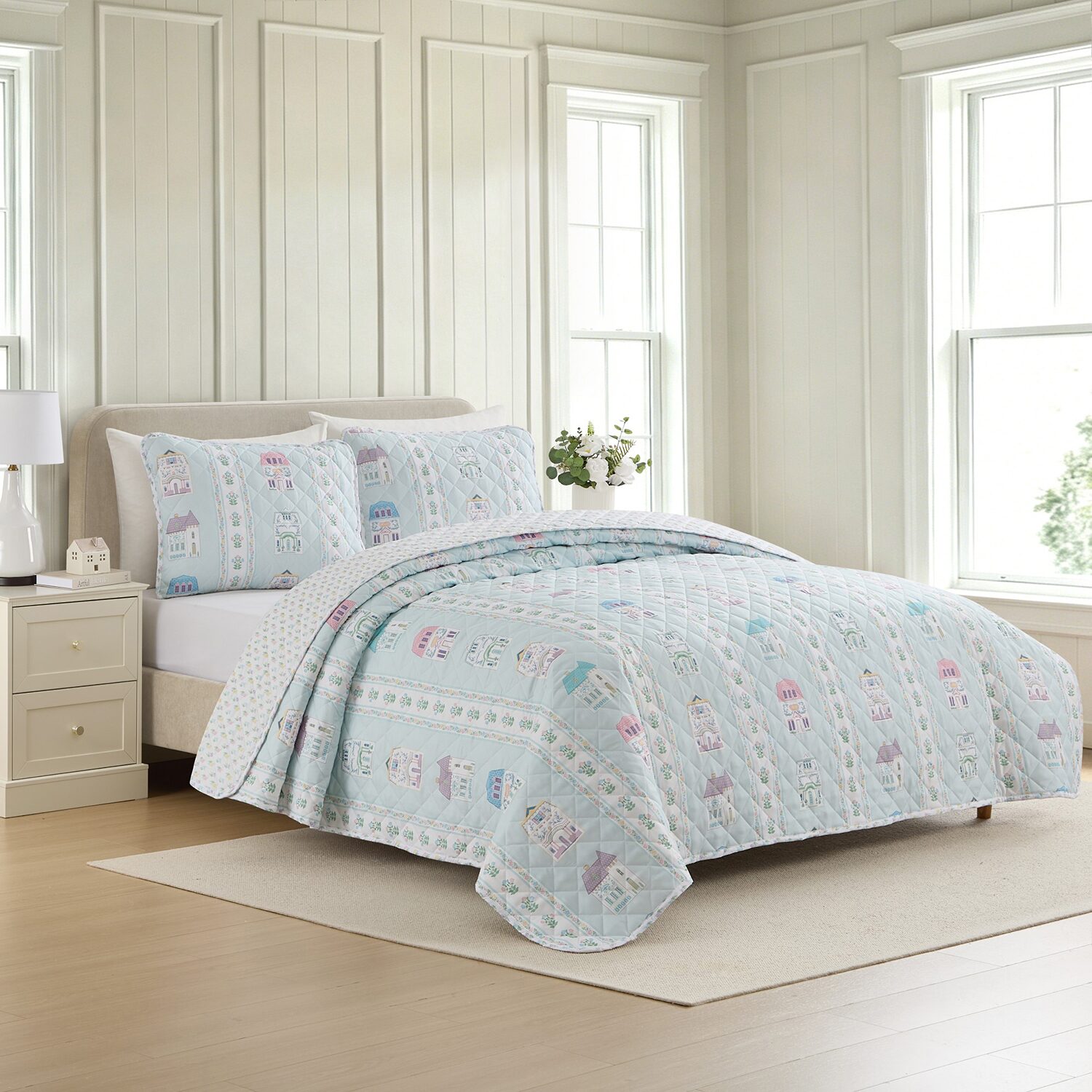 Lenox Printed Reversible Easy Care Wrinkle Resistant Quilt Set