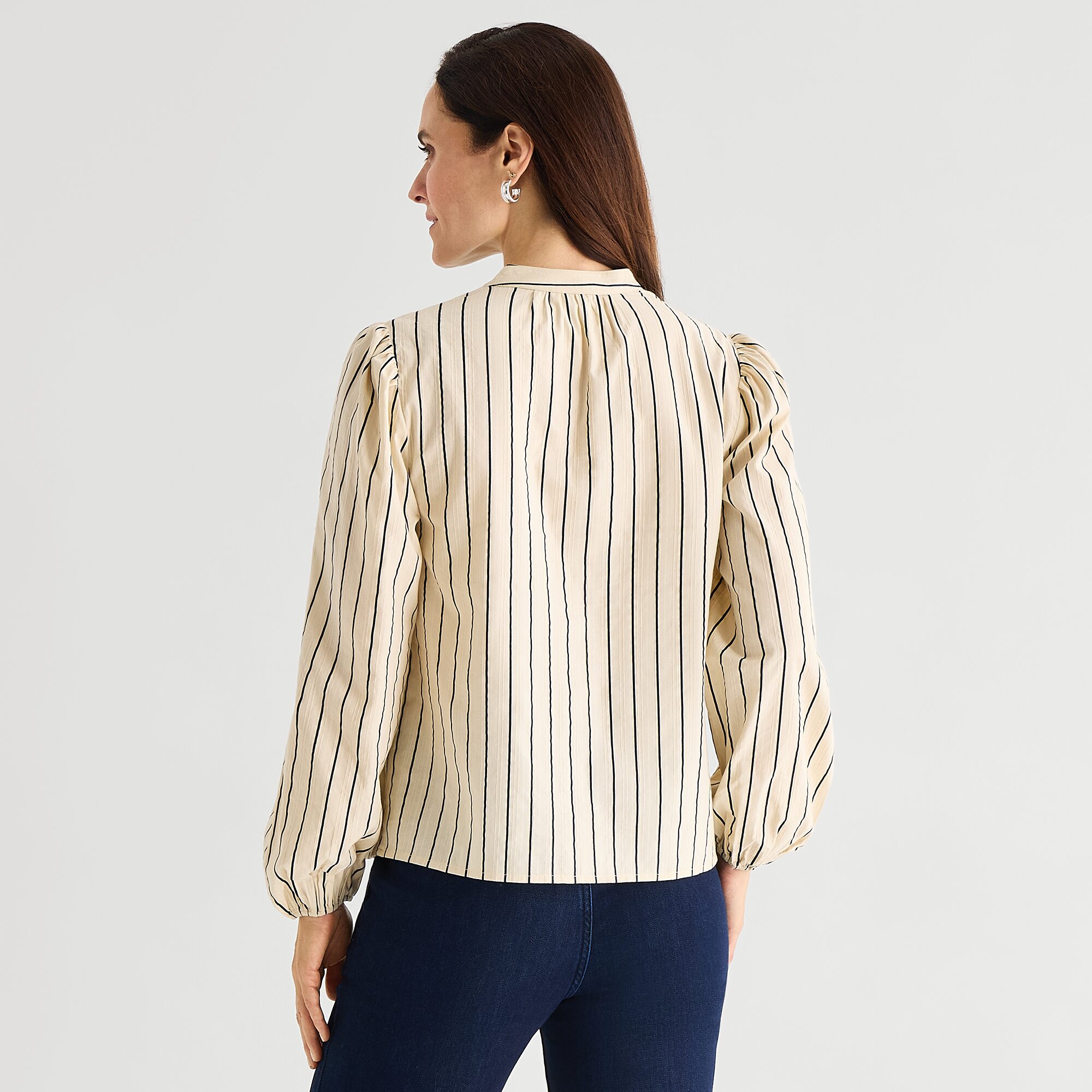 Liz Claiborne Womens Split Crew Neck Long Sleeve Blouse