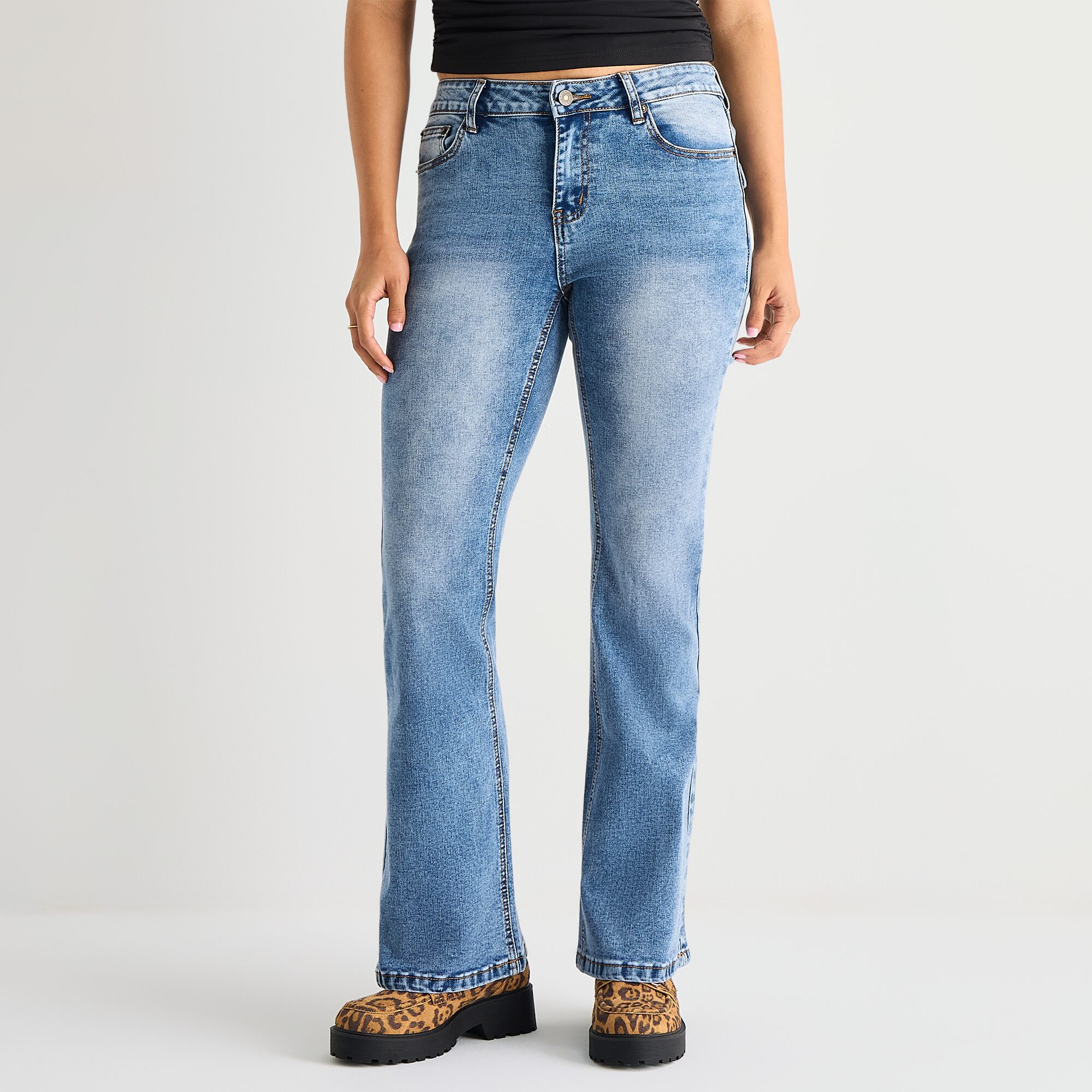 Forever 21 Womens Juniors Low Rise Loose Fit Jean