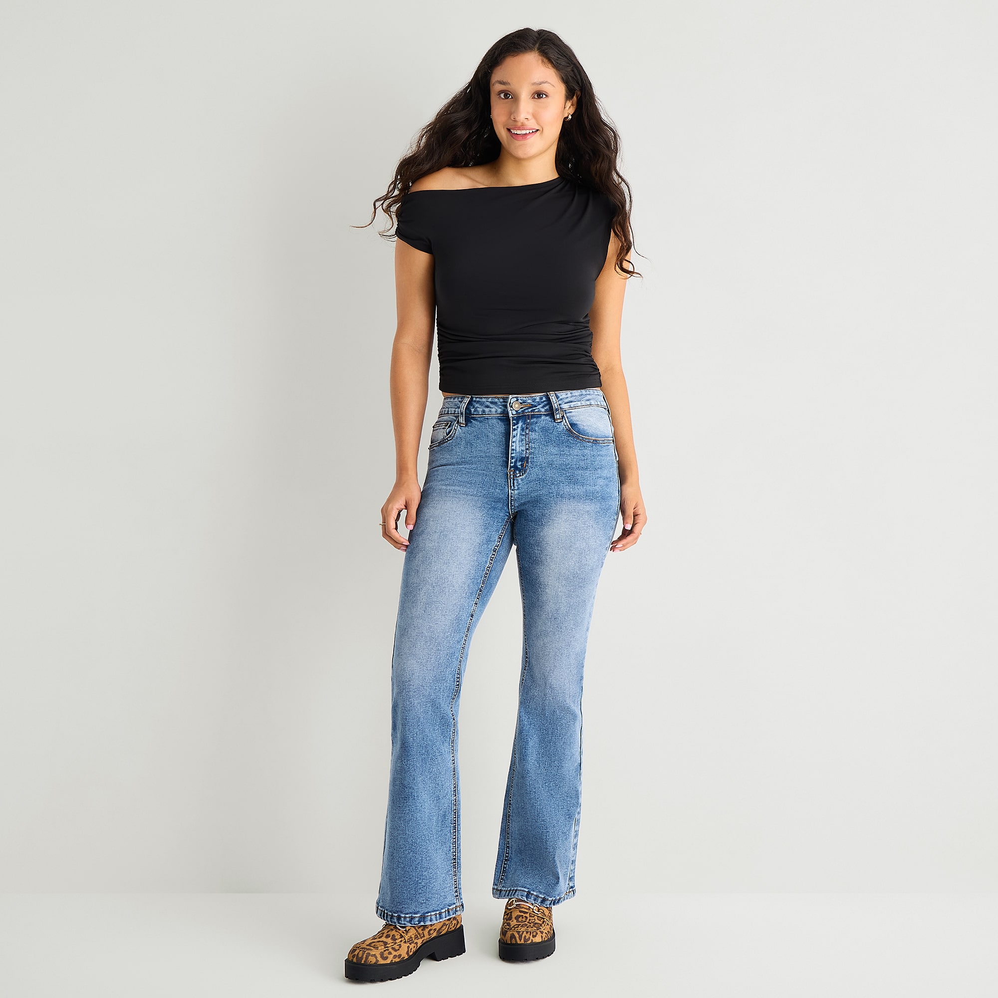 Forever 21 Womens Juniors Low Rise Loose Fit Jean