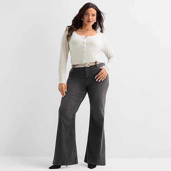 Ashley Graham Womens Plus Long Sleeve Button Front Knit Blouse
