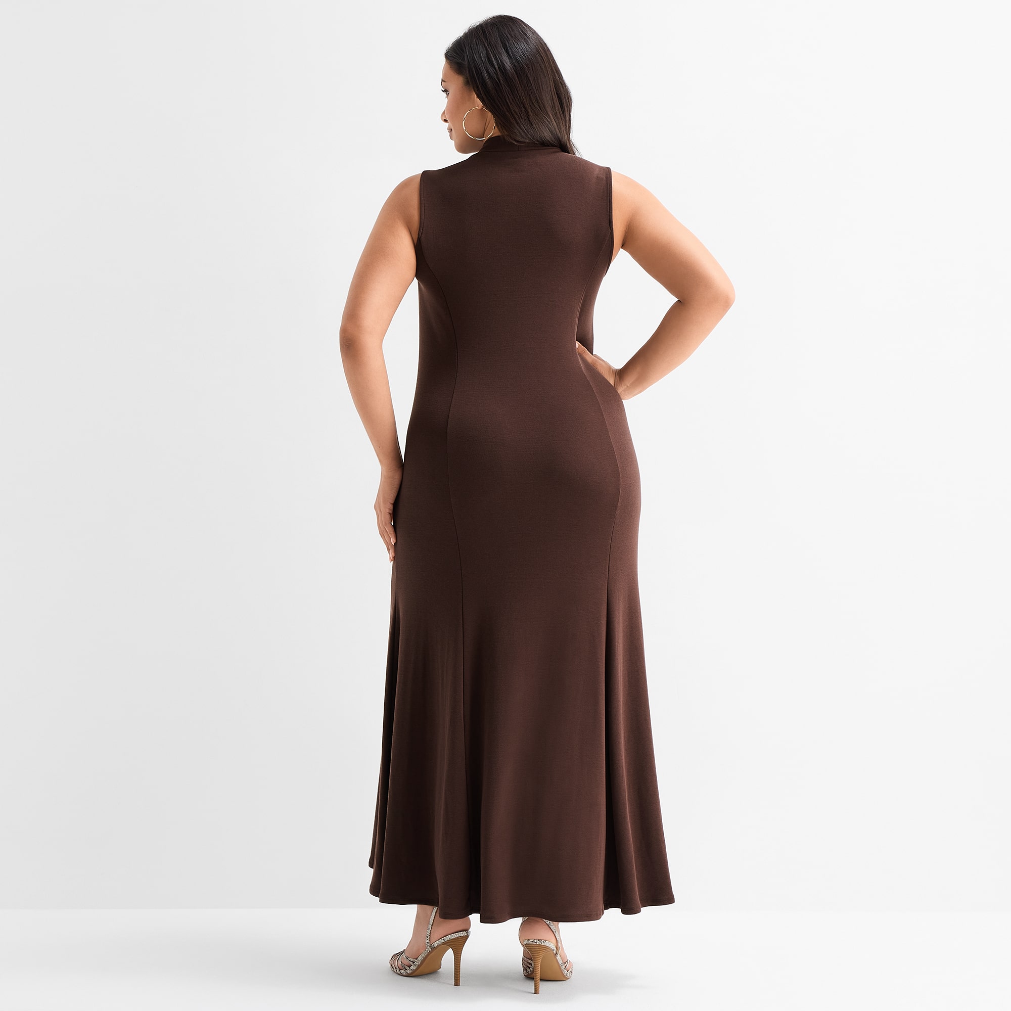 Ashley Graham Women's Plus Sleeveless Mock Neck Maxi Dress