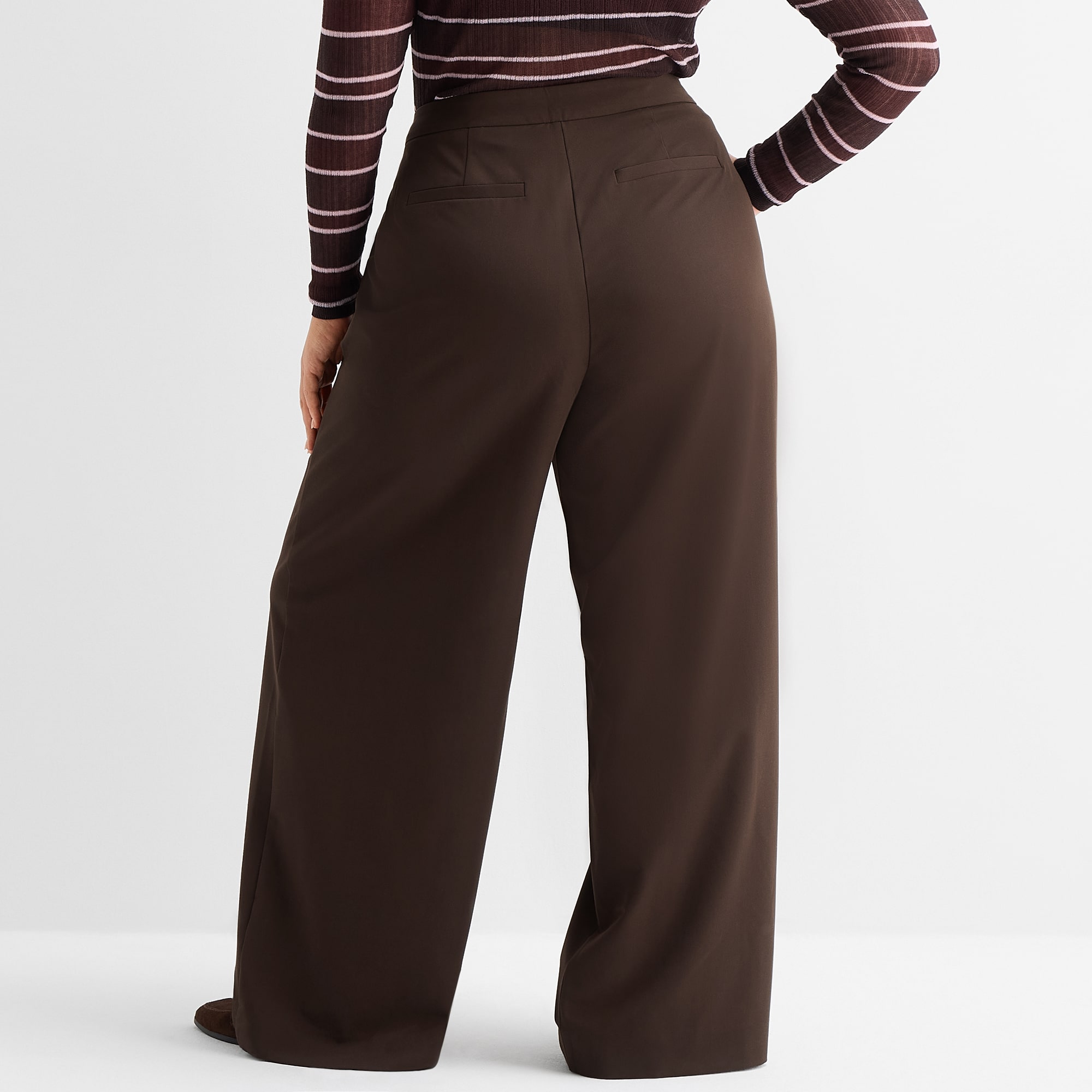 Ashley Graham Women's Plus Easy Pleated Trouser