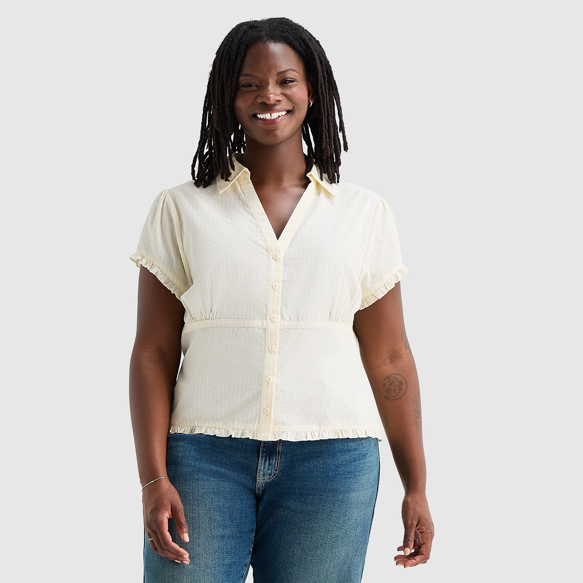 Forever 21 Womens Juniors Plus Crew Neck Puffed Short Sleeve Regular Fit Button-Down Shirt