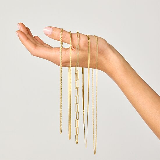 Mia Oro Womens 14K Gold 18 Inch Herringbone Chain Necklace