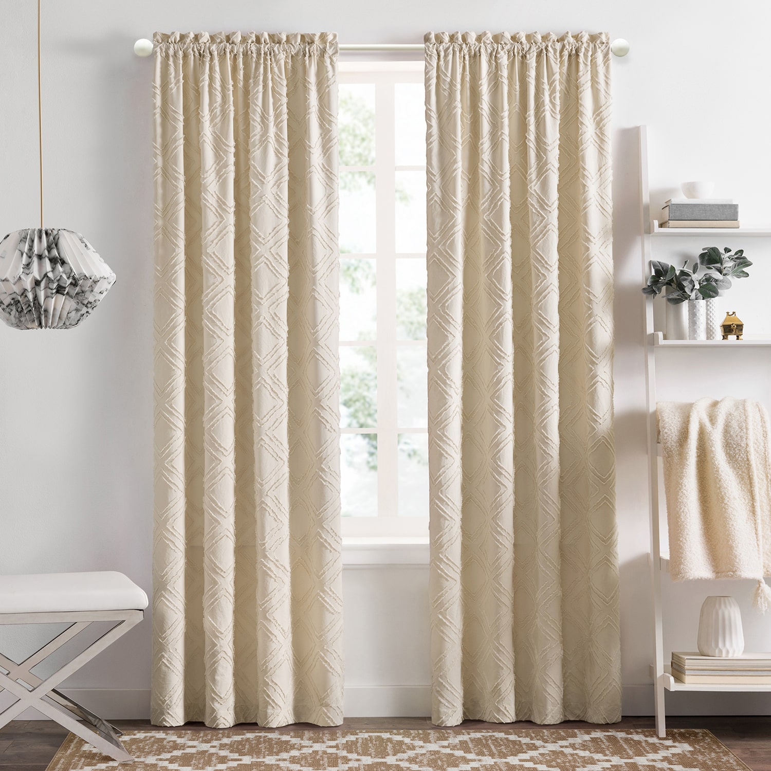 Achim Morgan White Adjustable 3/4 Curtain Rod