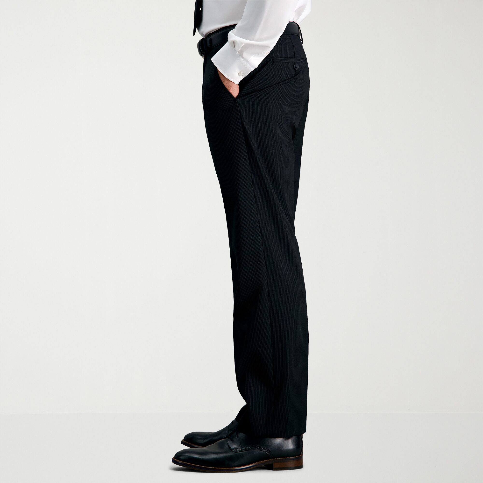 Haggar JMH Mens Stretch Fabric Classic Fit Striped Flat Front Suit Pant