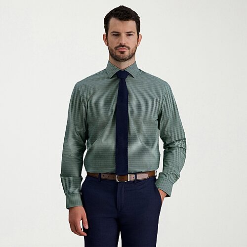 Haggar Mens Classic Fit Wrinkle Free Long Sleeve Dress Shirt, 18.5 36-37, Blue