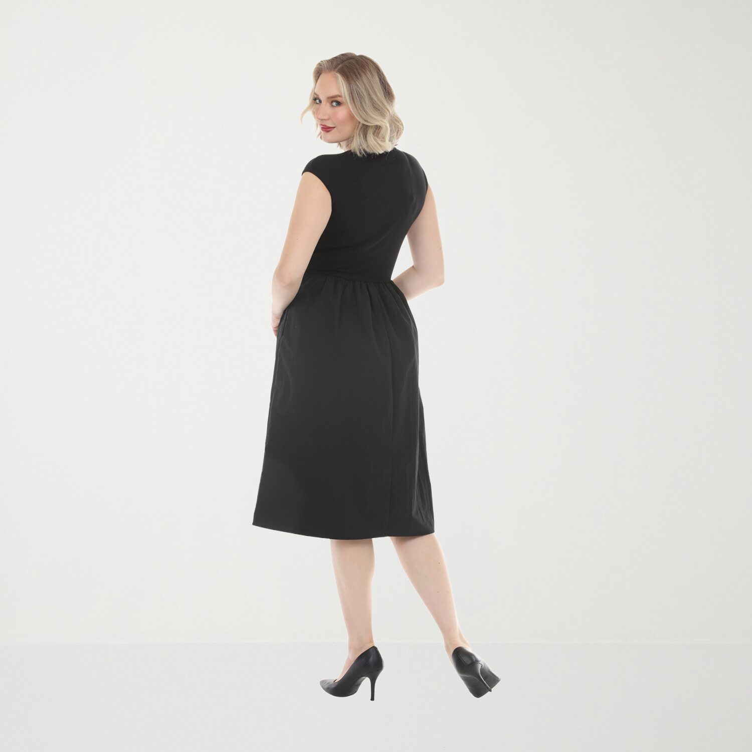White Mark Womens Crew Neck Short Sleeve Cap Fit + Flare Dress