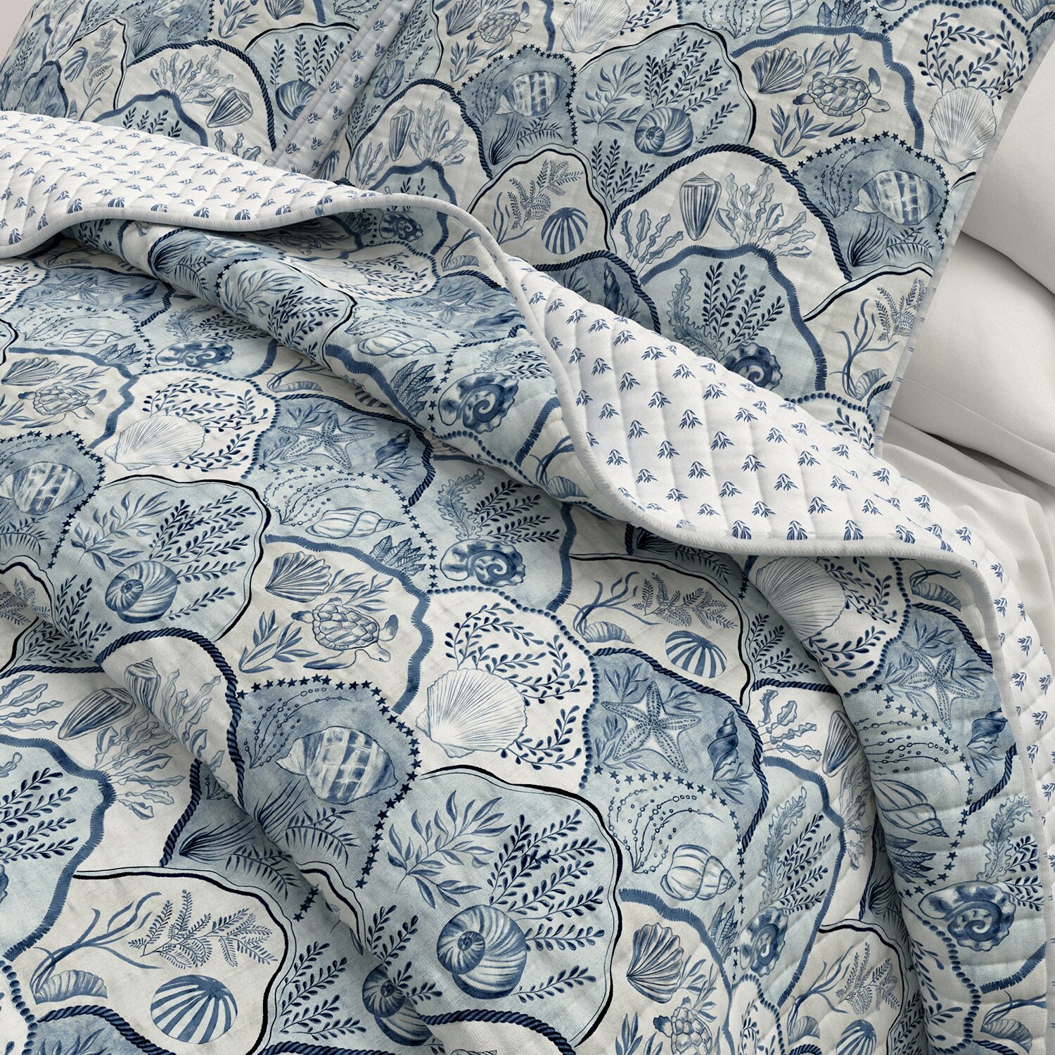 Linery Coastal Toile Reversible Quilt Set
