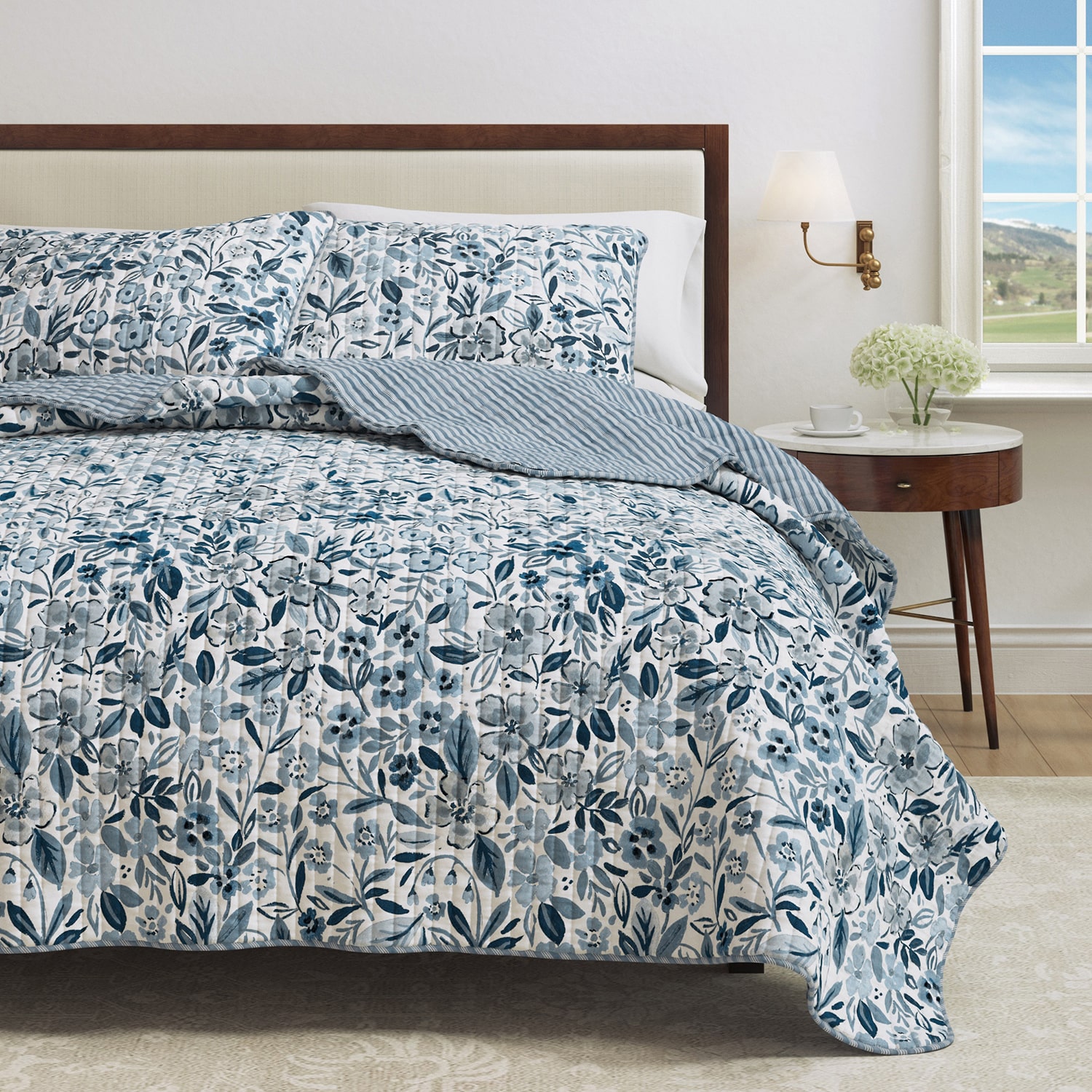 Linery Coastal Floral Bloom Reversible Quilt Set