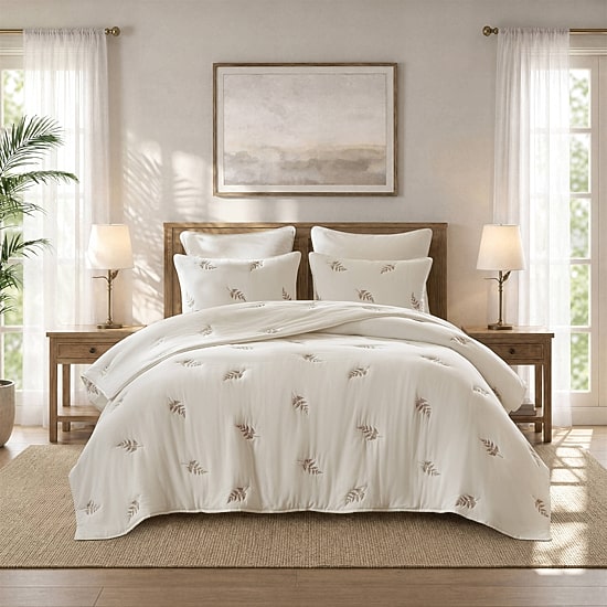 Harbor House Willow Botanical Cotton Lightweight 3-pc. Embroidered Quilt Set