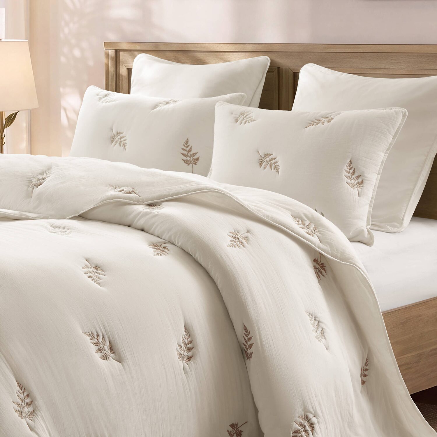 Harbor House Willow Botanical Cotton Lightweight 3-pc. Embroidered Quilt Set