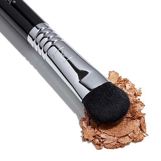 Sigma Beauty E50 Large Fluff