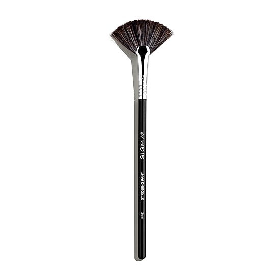 Sigma Beauty F42 Strobing Fan Brush