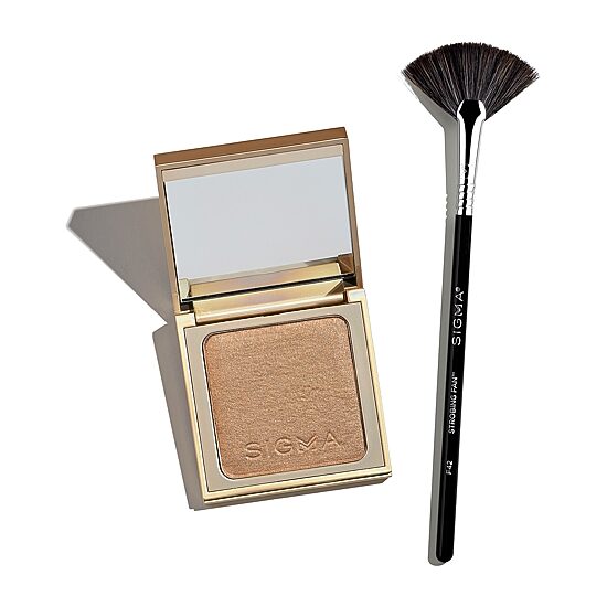 Sigma Beauty F42 Strobing Fan Brush