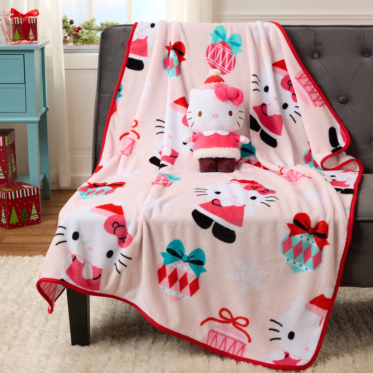 Merry Bows Hello Kitty Washable Lightweight Throw