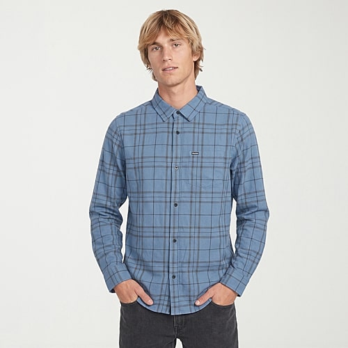 Volcom Mens Long Sleeve Regular Fit Flannel Shirt In Black