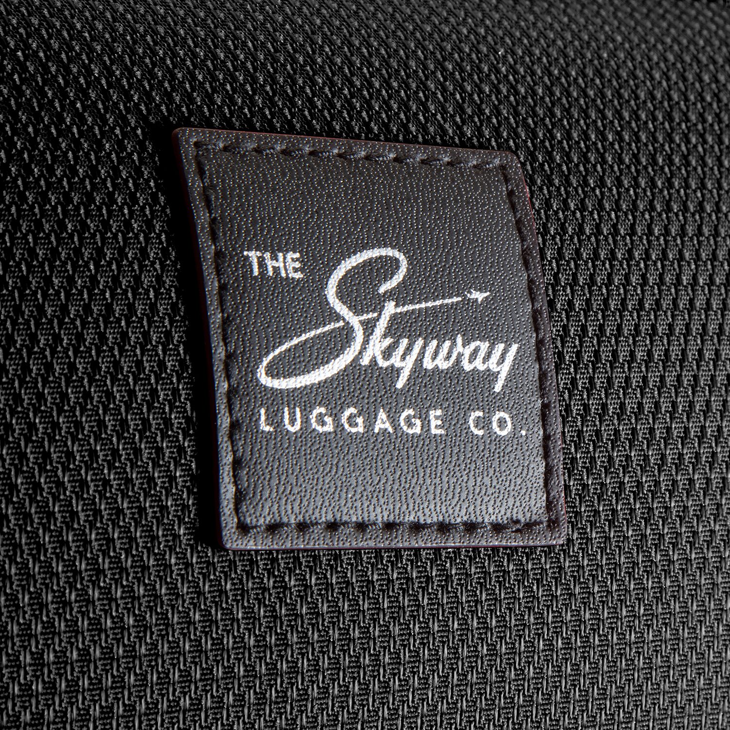 Skyway Everett 2.0 28 Inch Softside Checked Spinner Luggage