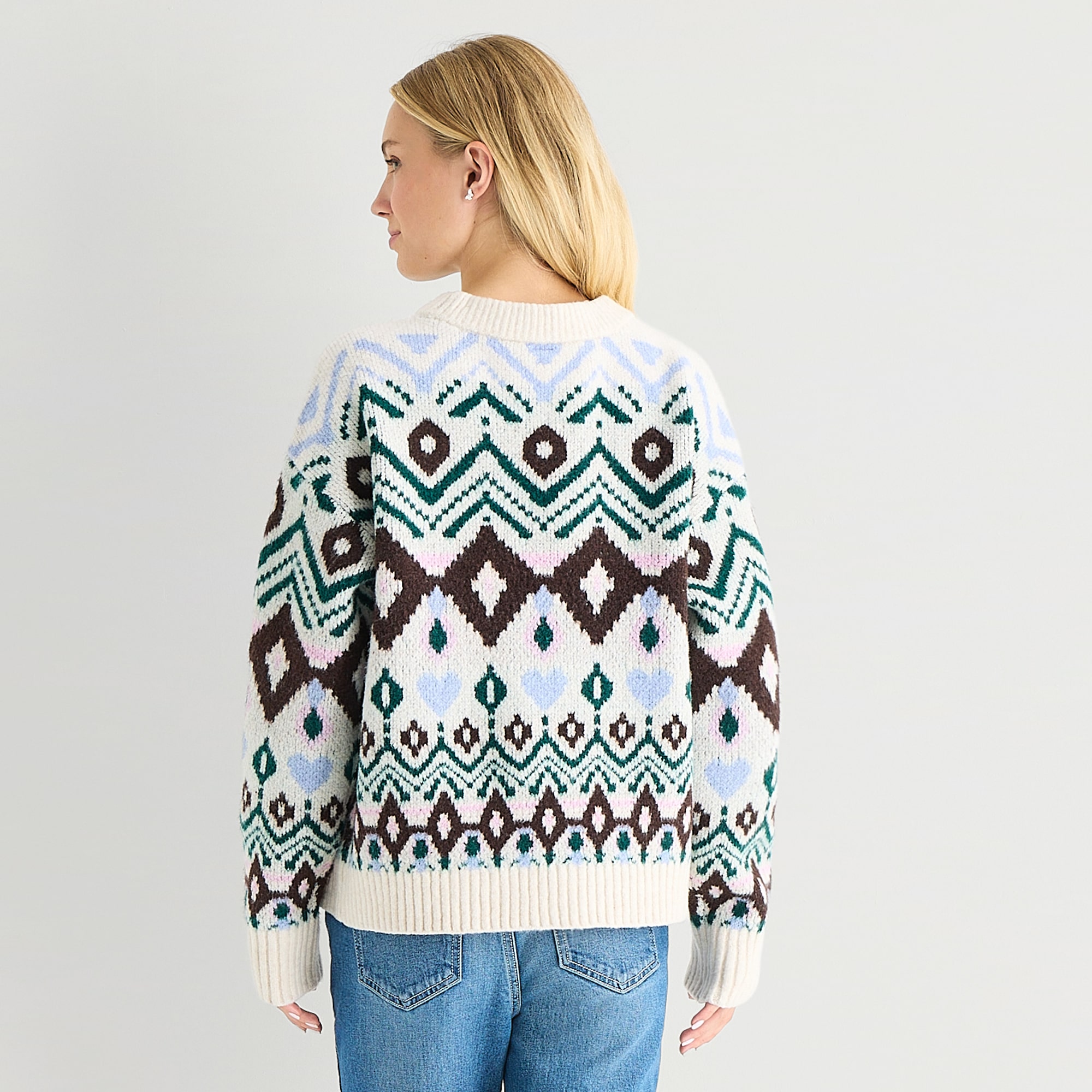 Arizona Juniors Womens Crew Neck Long Sleeve Pullover Sweater