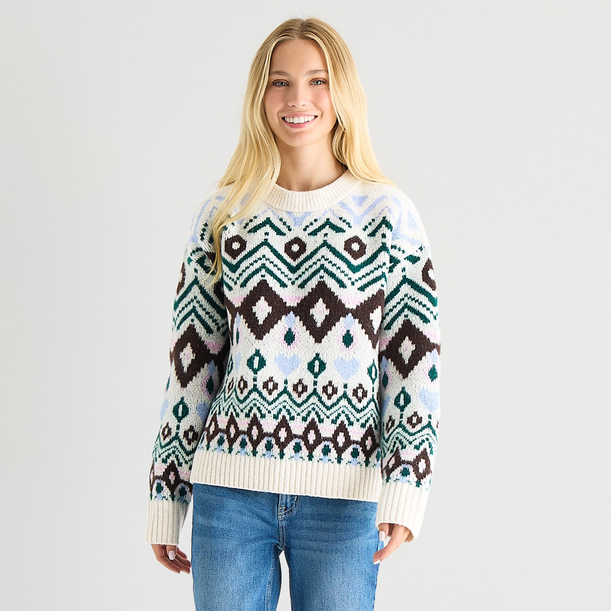 Arizona Juniors Womens Crew Neck Long Sleeve Pullover Sweater