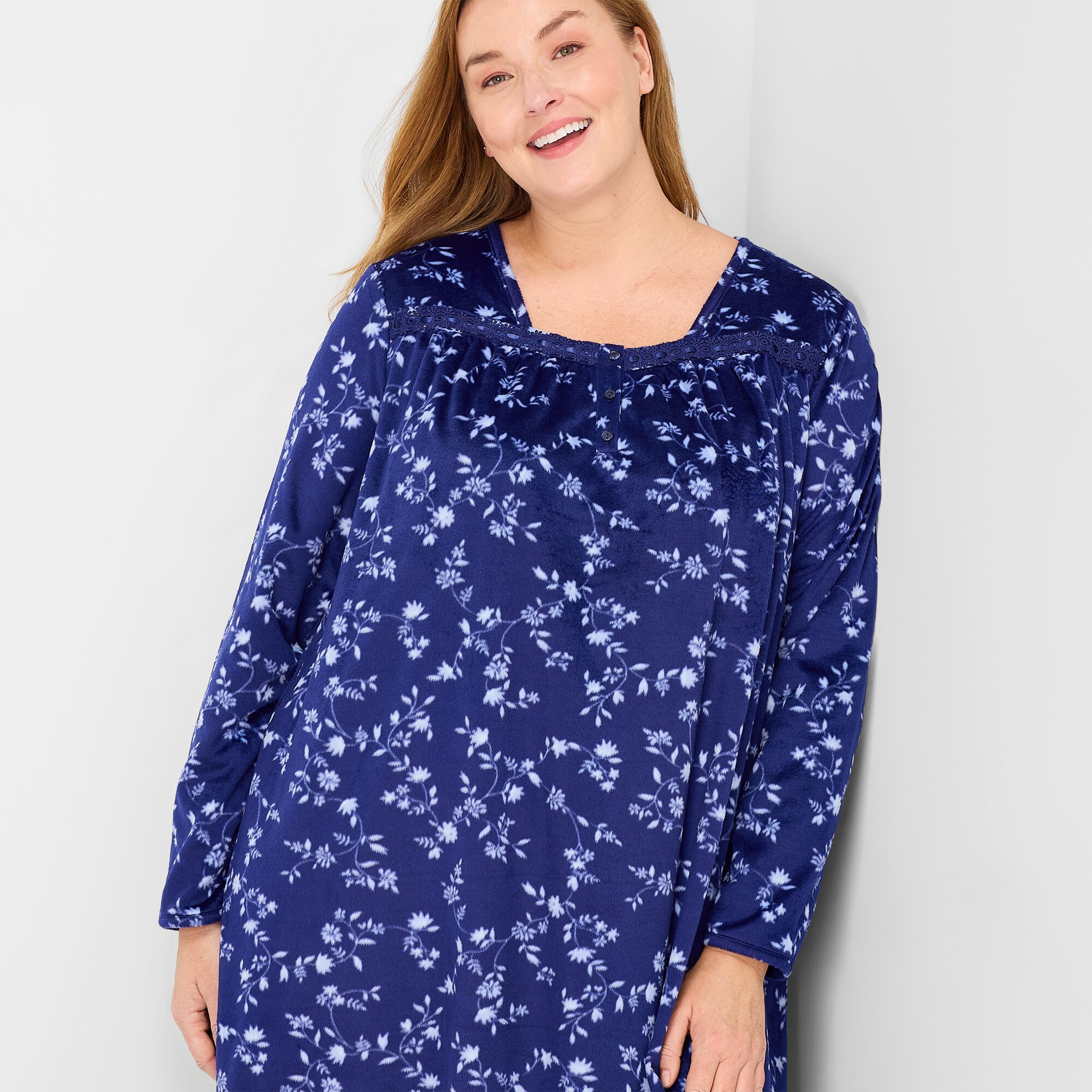 Adonna Womens Plus Fleece Long Sleeve Square Neck Nightgown