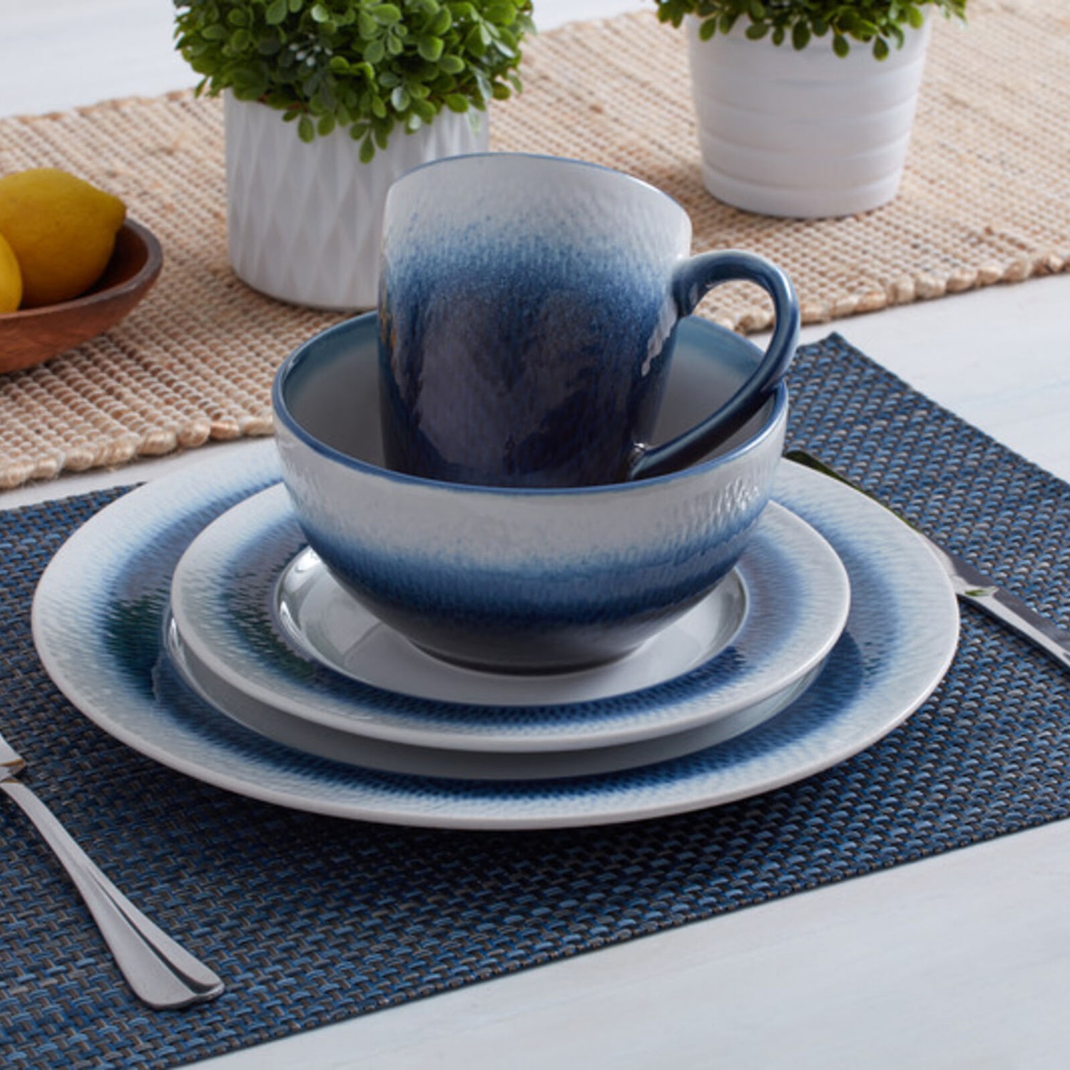 Pfaltzgraff Eclipse Blue, Blue 16-pc. Stoneware Dinnerware Set