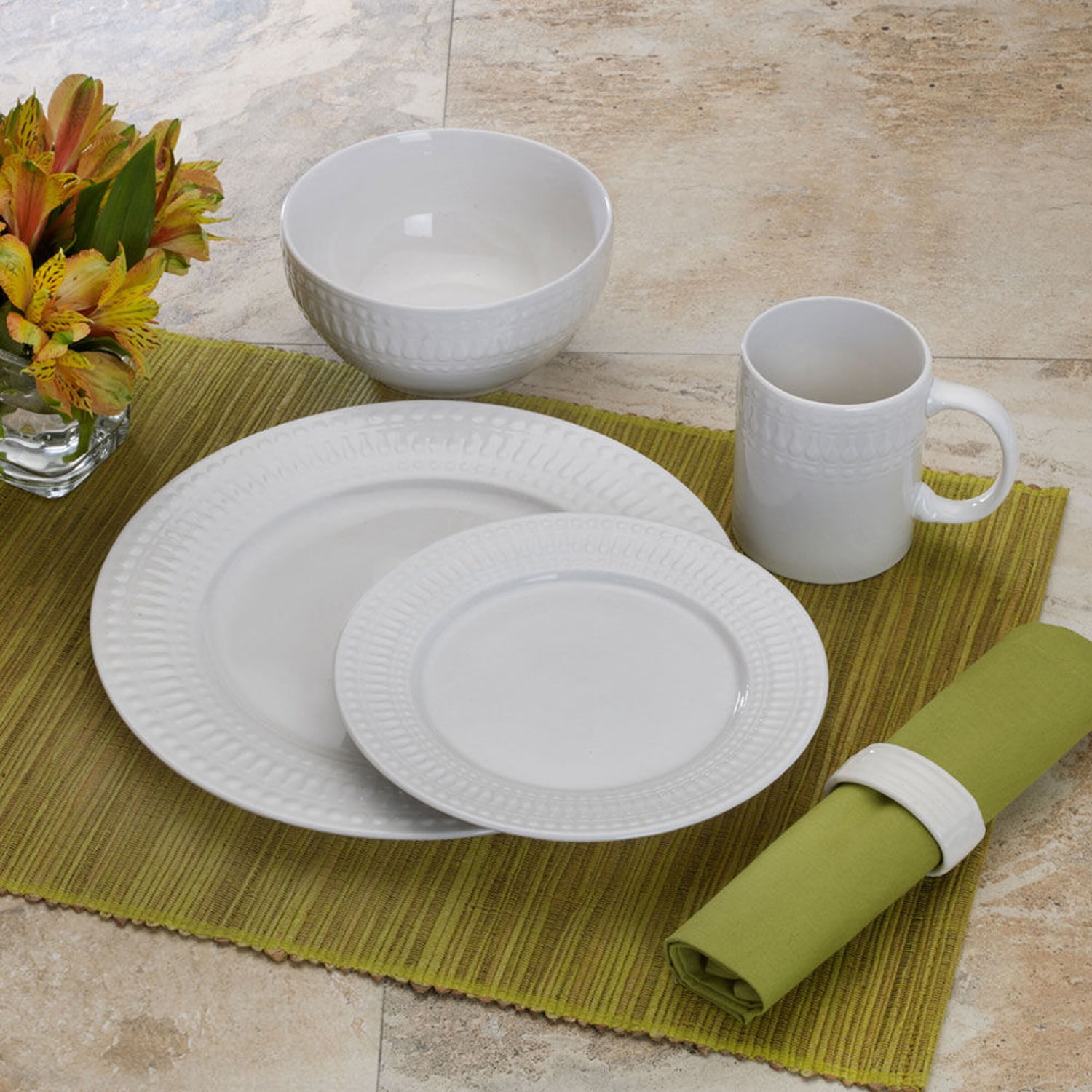 Pfaltzgraff Cassandra, White 16-pc. Porcelain Dinnerware Set