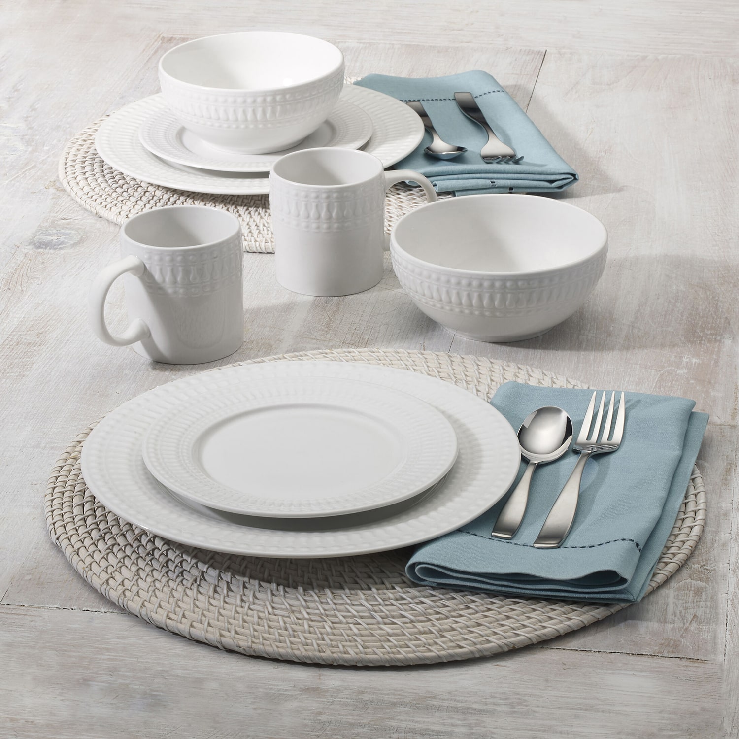 Pfaltzgraff Cassandra, White 16-pc. Porcelain Dinnerware Set